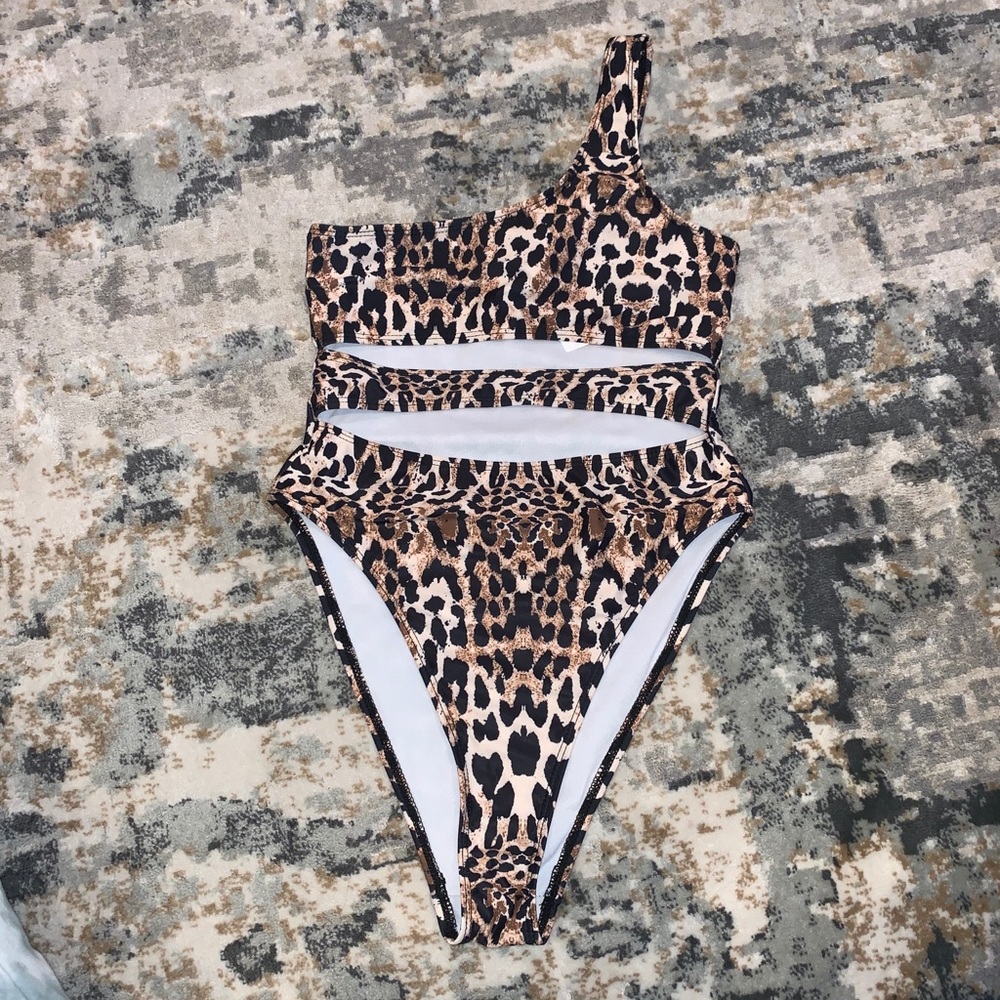 Leopard print one piece with cutouts